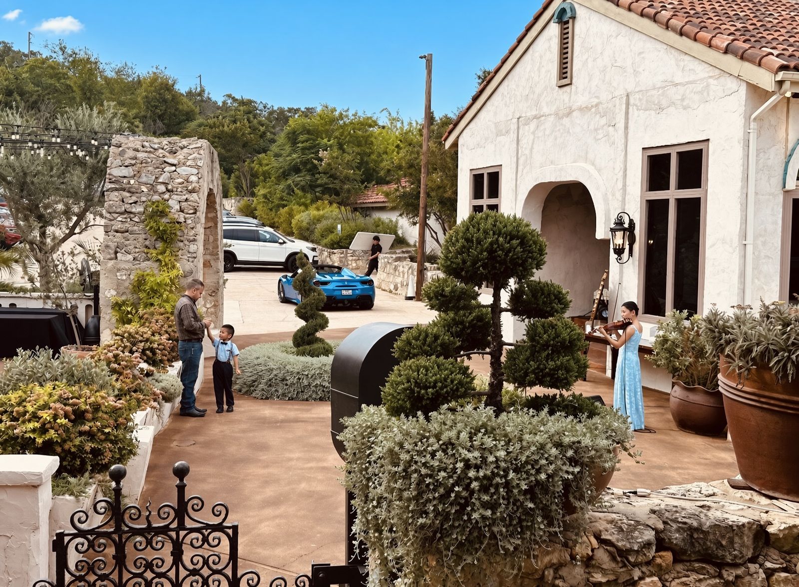 Violin music in a Spanish-style venue courtyard